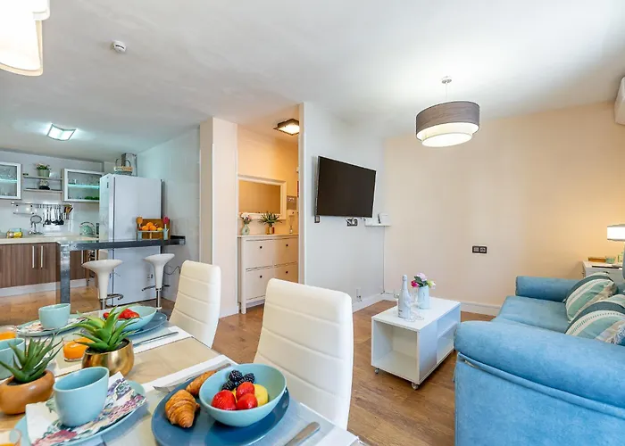 797 Rentals- Carrasco 1 *